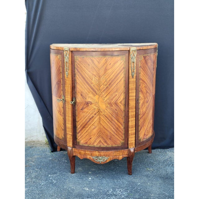 19th Century French Marble Top Cabinet Bar/Server Book Match Tulip Wood. For Sale - Image 4 of 18