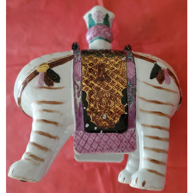 Mottahedeh Early 20th Century Mottahedeh Winterthur Elephant Candle Holders - A Pair For Sale - Image 4 of 6