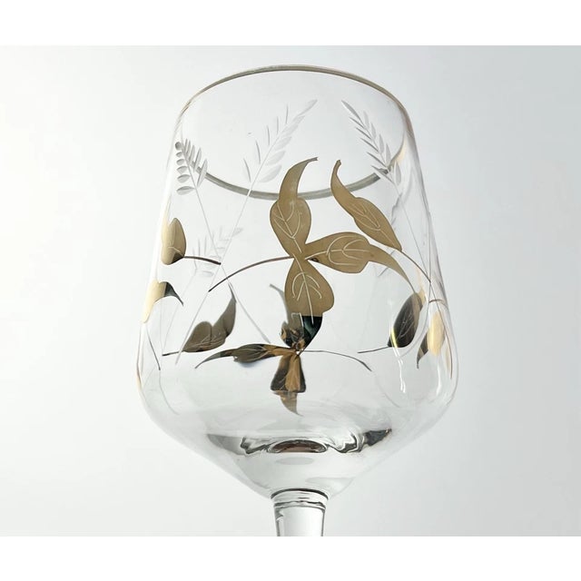 Glass 1960s Vintage Mid-Century 6 Gold Leaf & Etched Wheat Wine Glasses For Sale - Image 7 of 7