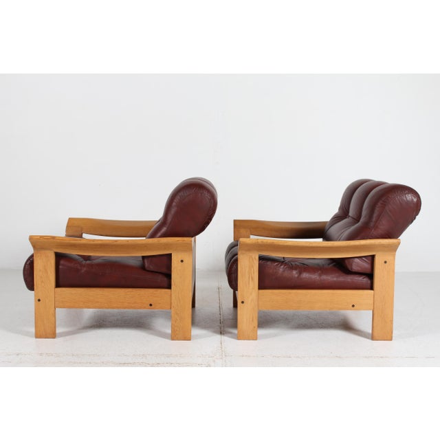 Brutalist Lounge Chairs in Oak and Reddish Brown Leather, 1970s, Set of 2 For Sale - Image 9 of 17