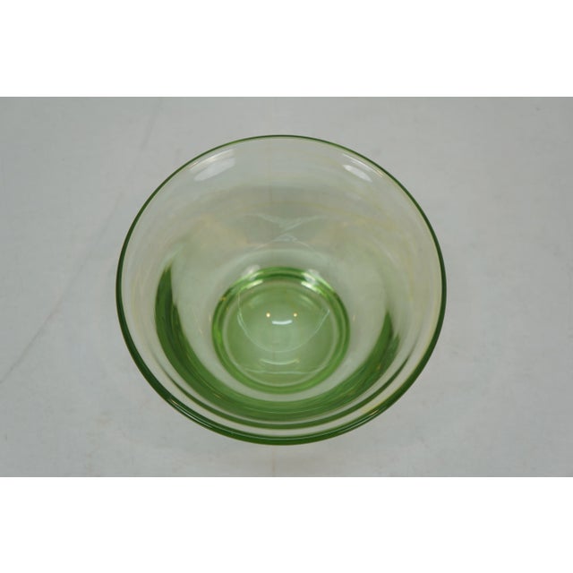 1960s Vintage 1968 Dominick Labino Uranium Green Studio Art Glass Bowl Dish 7" For Sale - Image 5 of 13