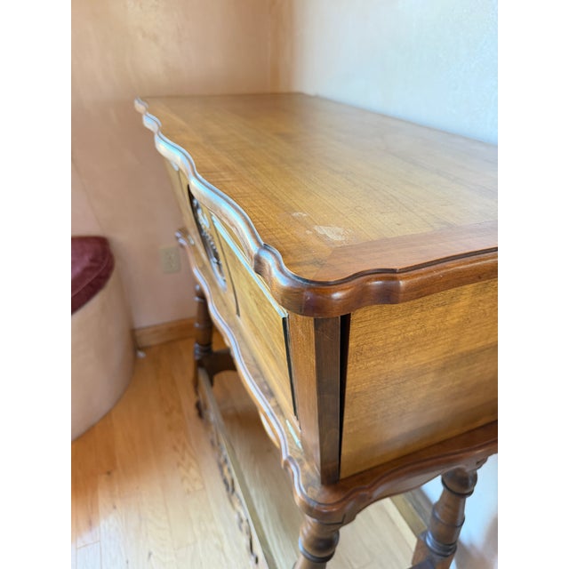 French Provincial Walnut-Veneer Dough Bin (Pétrin) Console, Early-Mid 20th C. Louis XIII Style For Sale - Image 13 of 18