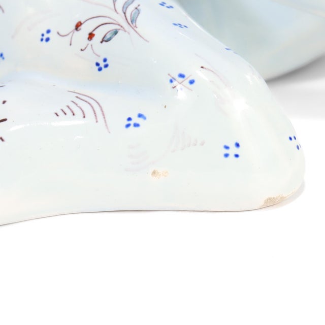 French Desvres Faience Figural Cat Wall Pocket Vase or Bouquetière by Geo Martel For Sale - Image 15 of 16