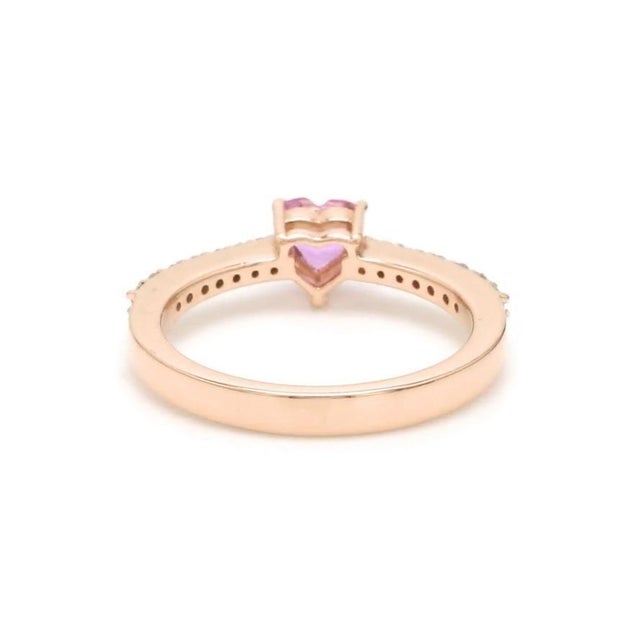 Contemporary Natural 1.00 cts Pink Sapphire & 0.18 cts diamonds heart ring in 18k gold For Sale - Image 3 of 18