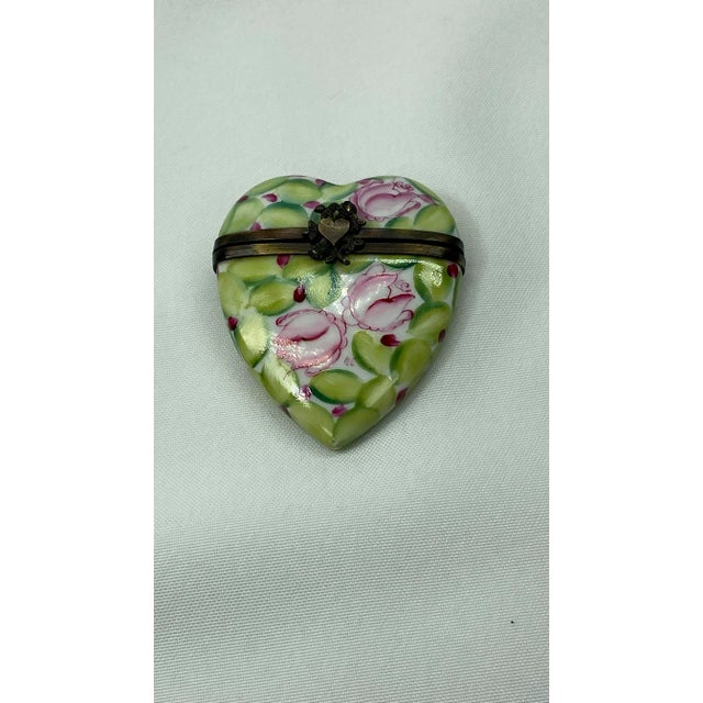 Limoges France Rochard Hand Painted Heart Shaped Hinged Box For Sale - Image 9 of 9