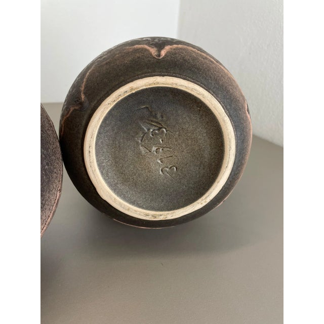 Abstract German Fat Lava Pottery Vases from Ruscha, 1960s, Set of 2 For Sale - Image 17 of 18