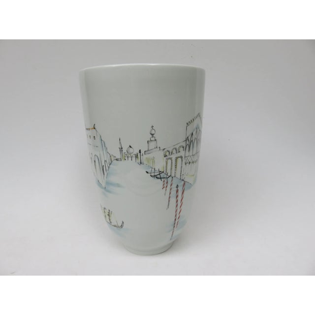 German Handpainted Vases from Hutschenreuther, 1950s, Set of 2 For Sale - Image 9 of 18