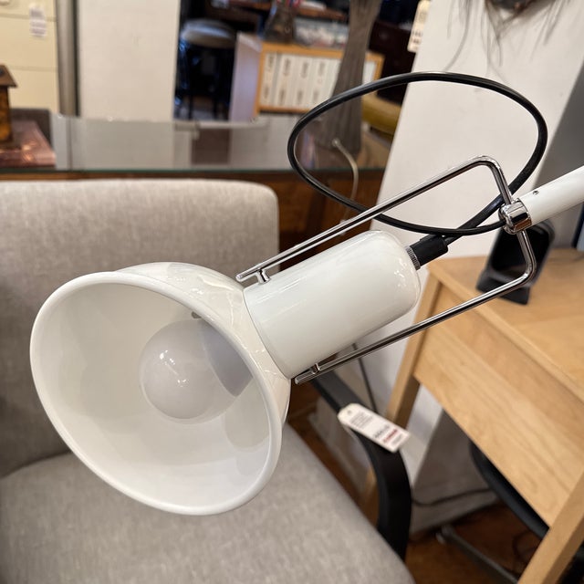 White Paolo Rizzatto for Flos 265 Wall Lamp, White For Sale - Image 8 of 12