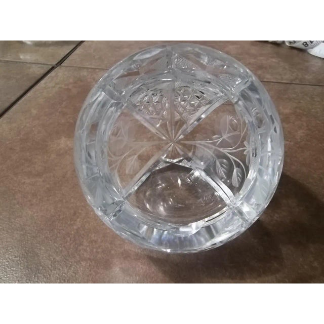 Beautifully etched sphere shaped cut crystal ashtray. It has the most beautiful alternating design, rose flower and art...