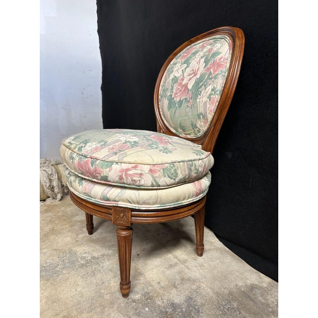 French Vintage Louis XVI Style Slipper / Chauffeuse Chair With Floral Upholstery For Sale - Image 3 of 7
