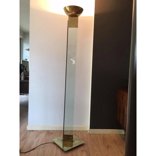 Italian Glass & Brass Floor Lamp by Max Baguara for Lamperti, 1970s For Sale - Image 6 of 9