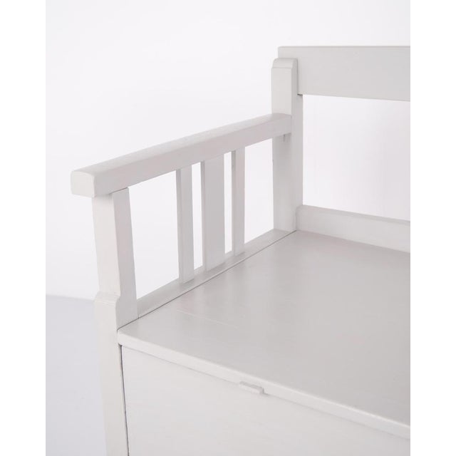 Antique Grey Storage Bench in Pine Wood, 1860s For Sale - Image 4 of 11