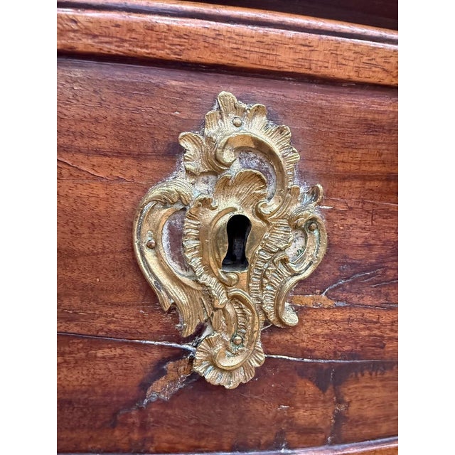 Period: 18th century Style: Louis XIV - Regency Condition: Used condition Material: Solid wood Length: 117 cm Width: 63 cm...