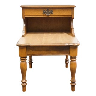 Ethan Allen Heirloom Nutmeg Maple Colonial Early American 19" Accent Step End Table 10-8442 For Sale