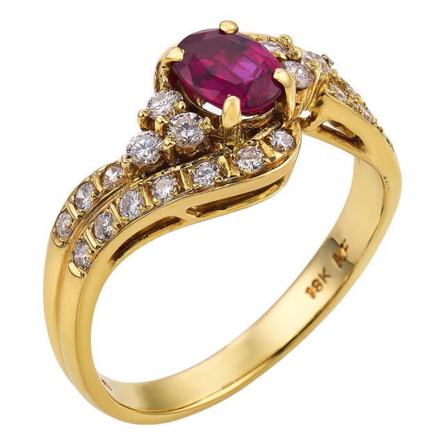 Vintage Ruby Diamond 18k Yellow Gold Swirl Ring, Size 5.5 For Sale