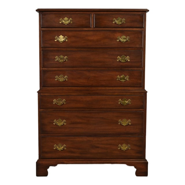 Henkel Harris Georgian Solid Mahogany Eight-Drawer Highboy Dresser, 1960s For Sale