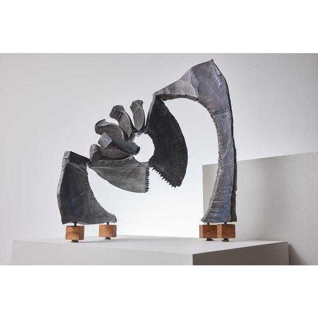 Contemporary Abstract Sculpture in Metal & Wood by Simon Benetton, 1971 For Sale - Image 3 of 9