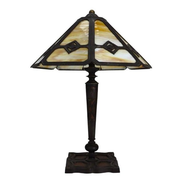 Arts & Crafts Antique Bradley & Hubbard Arts & Crafts 8-Panel Slag Glass Table Lamp C1920 For Sale - Image 3 of 12