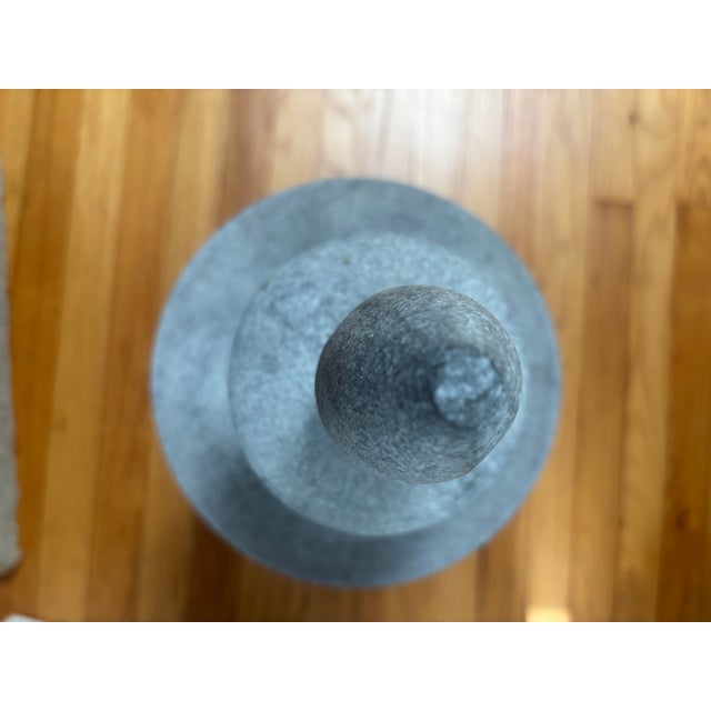 1970s Vintage Regency-Style Metal Garden Urn For Sale - Image 5 of 8