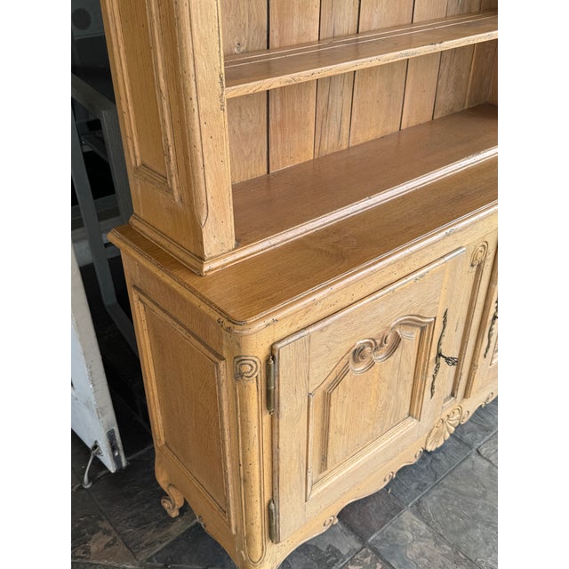 French Provincial Light Oak Wood Kitchen Cabinet, Antique For Sale In San Francisco - Image 6 of 12