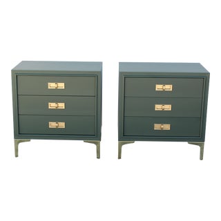1970s Pair of Mid-Century Walnut Green Nightstands For Sale