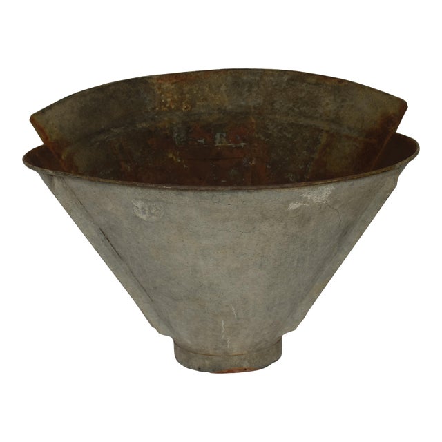 19th Century French Grape Hod For Sale