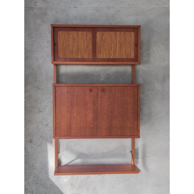 Mid-Century Modern Mid-Century Scandinavian Rival Wall-Mounted Bar Cabinet in Teak by Kjell Riise for Brødrene Jåtog, 1960s For Sale - Image 3 of 12