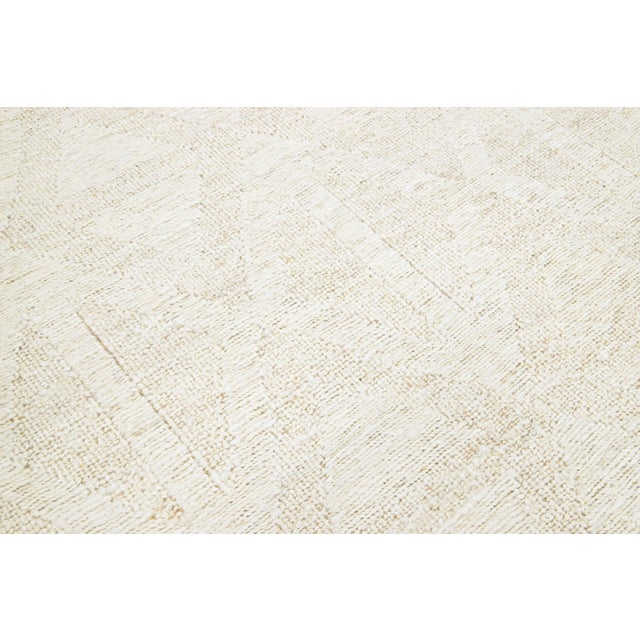 Ivory Modern Handmade Ivory Soumak Natural Jute Rug For Sale - Image 8 of 9