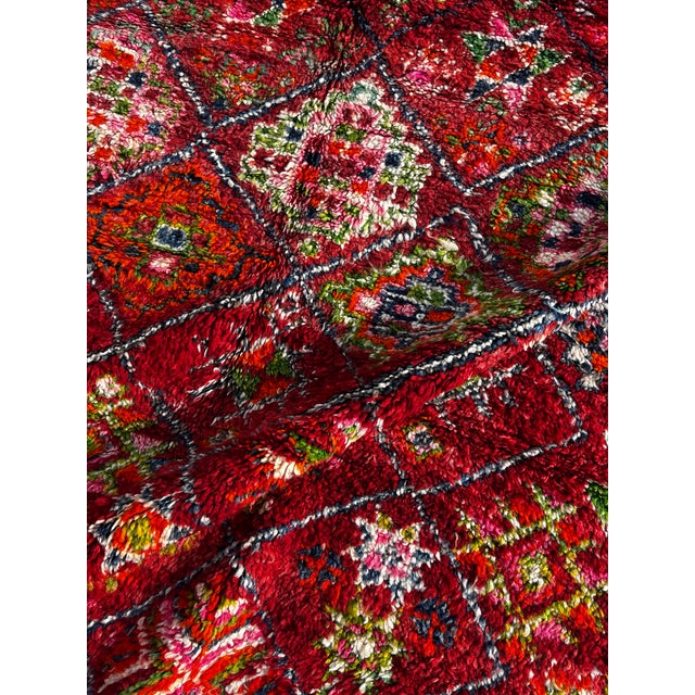 Textile Vintage Moroccan Boujad Rug – Handwoven Wool Berber Area Rug From the 1970s For Sale - Image 7 of 9