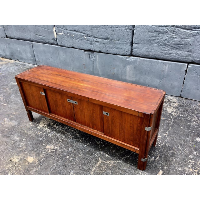 Tobia Scarpa 1960s Mid-Century Modern Rosewood Credenza For Sale - Image 4 of 13