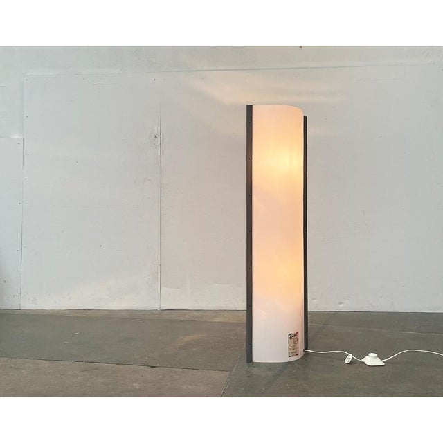 Vintage Italian Postmodern Model Shape Floor Lamp from Slamp, 1990s For Sale - Image 10 of 18
