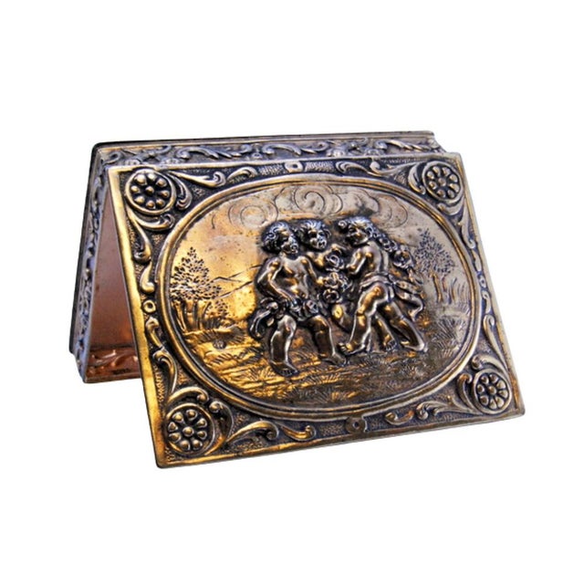 Jewelry Box in Gold-Plated Silver with Engraved Plant Motifs For Sale - Image 9 of 9