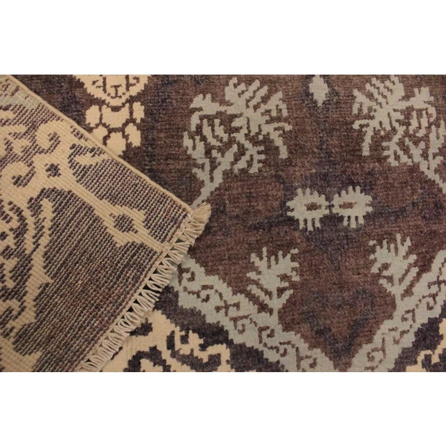 1990s Shabby Chic Modern Brown/Ivory Wool & Viscose Rug - 4'0 X 6'0 For Sale In New York - Image 6 of 8