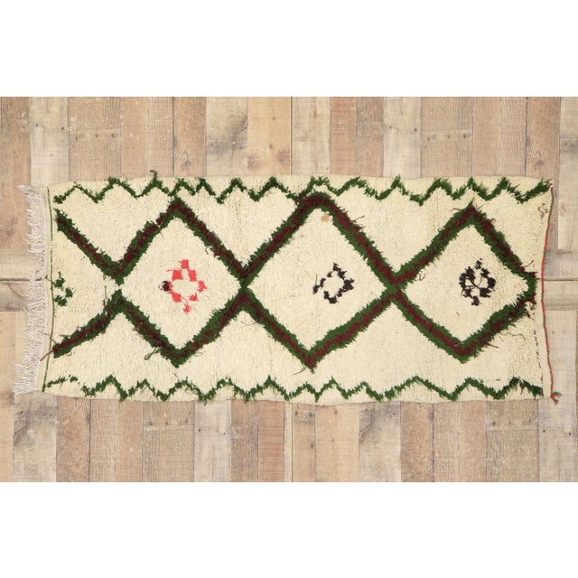 Beige Vintage Berber Moroccan Azilal Rug - 02'05 X 05'00 For Sale - Image 8 of 9