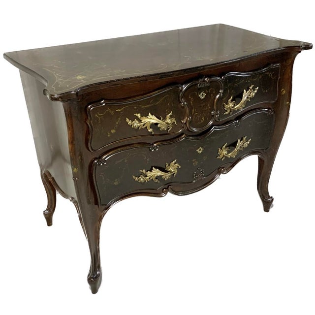 Late 19th Century French Painted Serpentine Commode For Sale In New York - Image 6 of 9