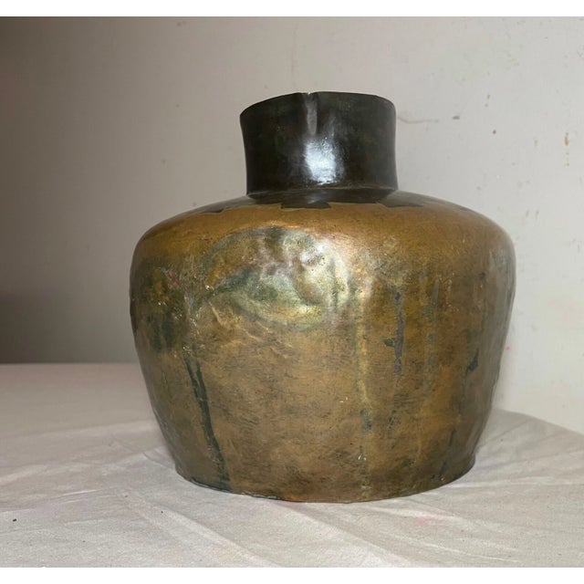 Rare Antique 19th Century Handmade Hammered Dovetailed Thick Copper Jug Pot For Sale In New York - Image 6 of 14