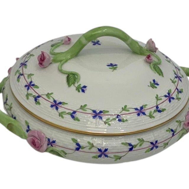 Vintage Herend Hungary Blue Garland PBG Round Covered Vegetable Dish Form 86 C. 1980s For Sale - Image 10 of 10