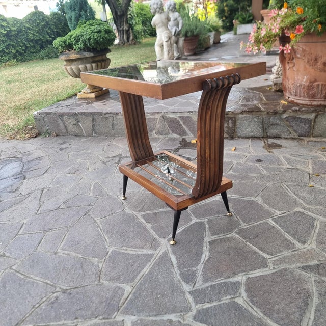 Timeless elegance for your living room If you want to enhance your home with a unique piece, this furnishing accessory is...