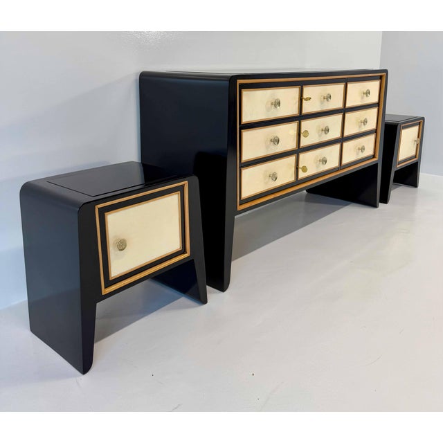 Italian Art Deco Dressor Set and Nightstands by Paolo Buffa, 1940s, Set of 3 For Sale - Image 3 of 15