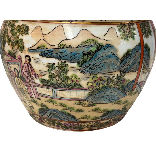 1970s Vintage Chinese Canton Famille Rose Enamel Small Porcelain Pot For Sale - Image 5 of 10