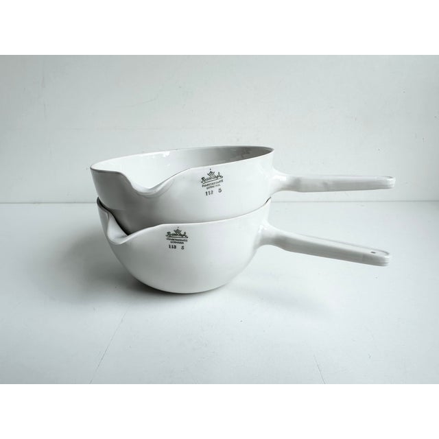 Historical Laboratory Saucepans with Handles in Technical Porcelain by Rosenthal Germania Brand Line, Marktredwitz, Germany, 1940s, Set of 2 For Sale - Image 13 of 13