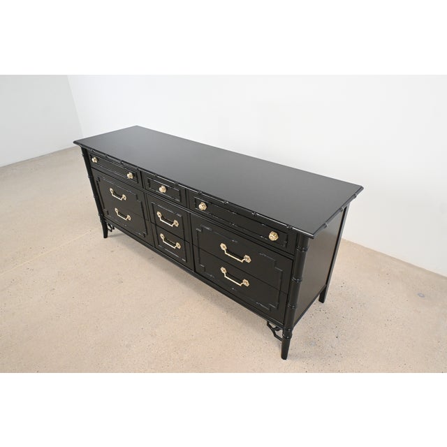 Thomasville Allegro Faux Bamboo Hollywood Regency Black Lacquer 9 Drawer Dresser| Newly Refinished For Sale In South Bend - Image 6 of 17