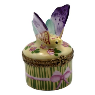 Vintage Chamart Exclusives Limoges Hand-Painted "Butterfly" Porcelain Hinged Trinket Box For Sale