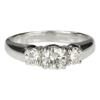 Late 20th Century Diamond Three Stone Ring, Size 7 For Sale