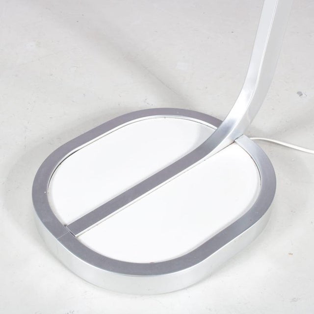 Accent Floor Lamp by Jan Ekselius for Orrefors, Sweden, 1970s For Sale - Image 3 of 15