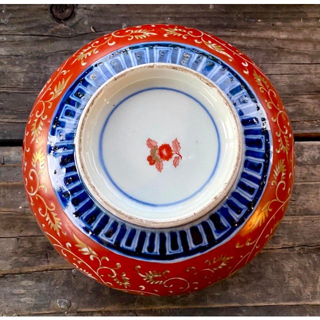 Mid 20th Century Japanese Imari Style Dragon & Phoenix Porcelain Bowl With Gilt Decoration For Sale - Image 10 of 10