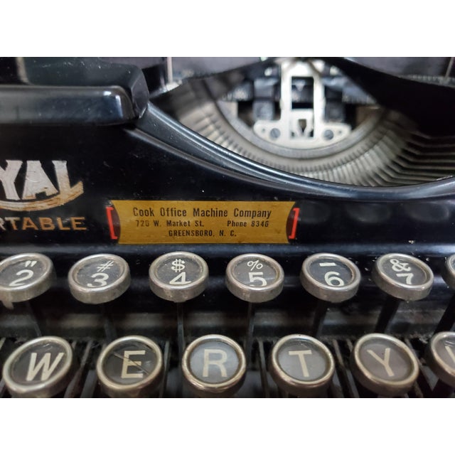 1927 Early Royal Portable Model P Typewriter For Sale - Image 10 of 18