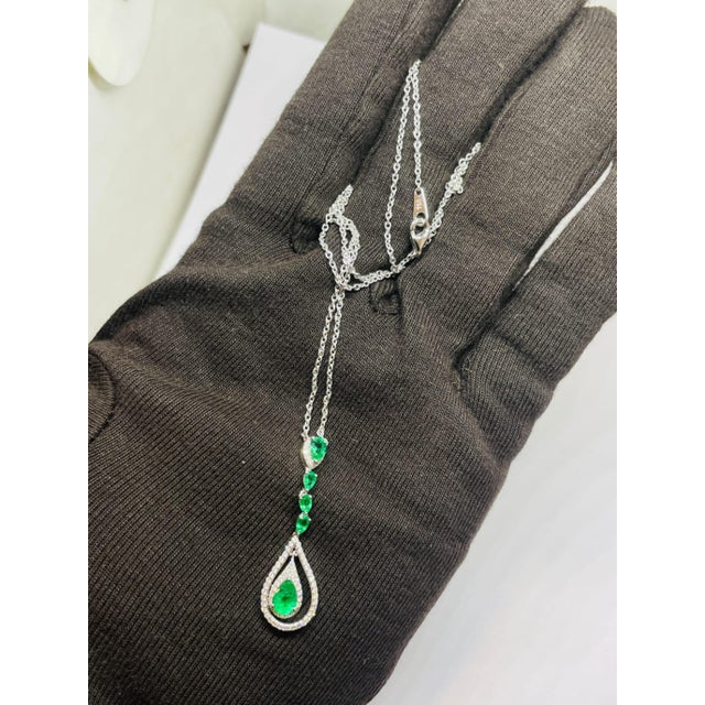 Natural 18k Gold Necklace, 1.31ct Emerald, 0.36ct Diamonds For Sale - Image 10 of 16