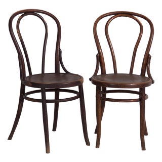 Antique Bentwood Chairs from Thonet, Central Europe, 1900, Set of 2 For Sale