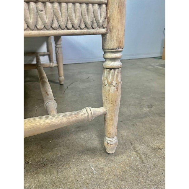 1930s French Provincial Style Bench W/ Rush Seat & Leather Cushion For Sale - Image 5 of 16